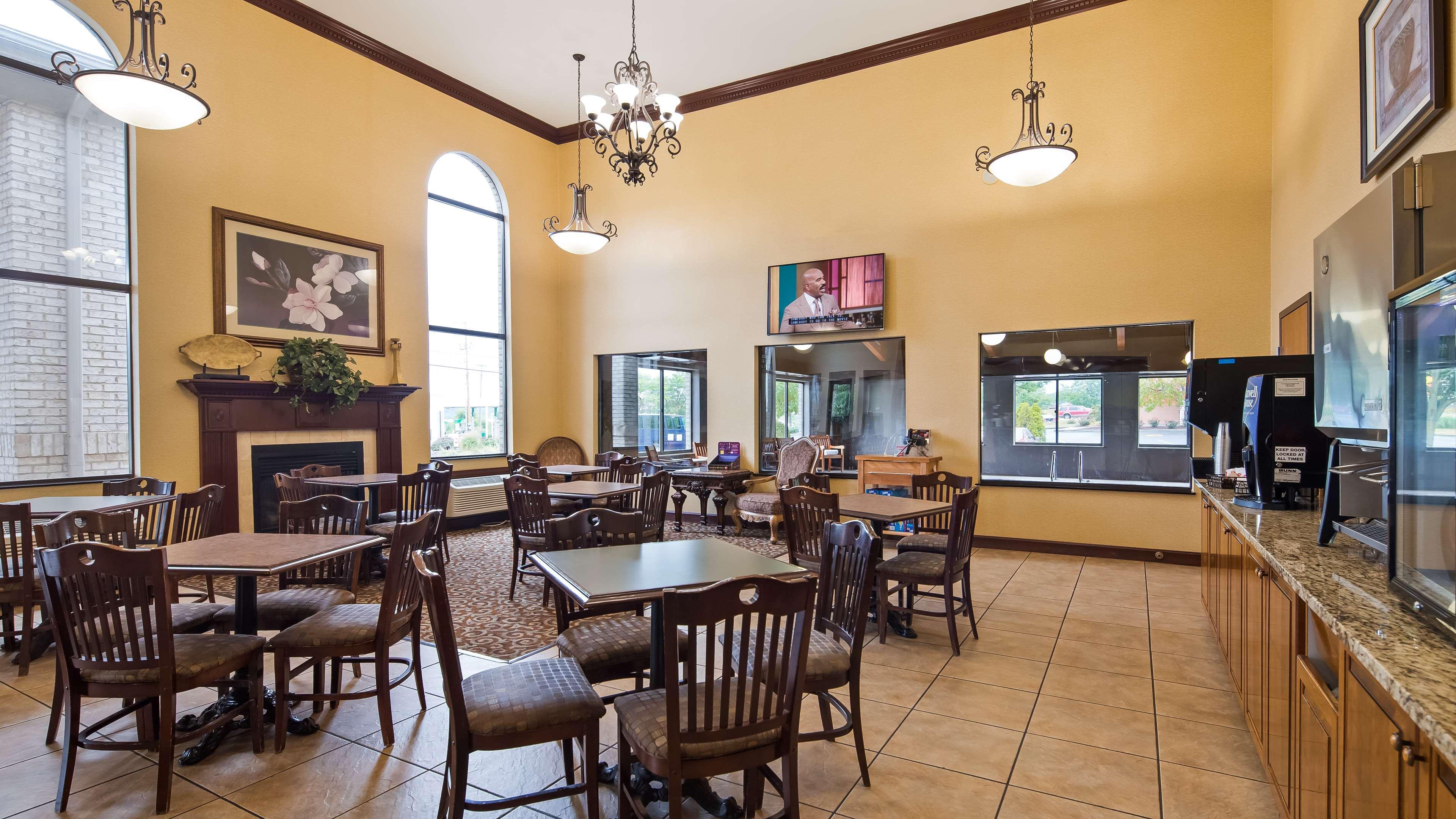 Best Western Plus North Canton Inn & Suites Exterior foto